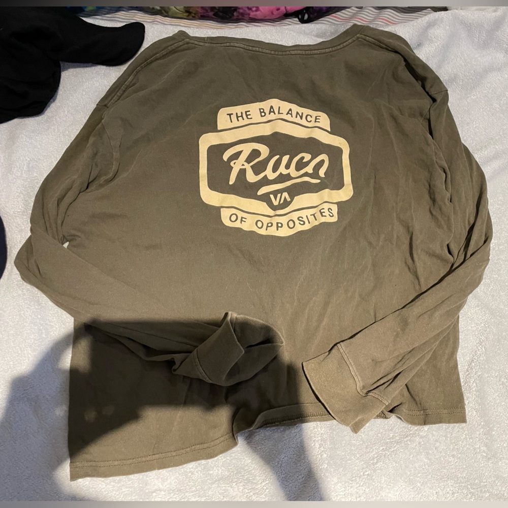 RVCA long sleeve tee